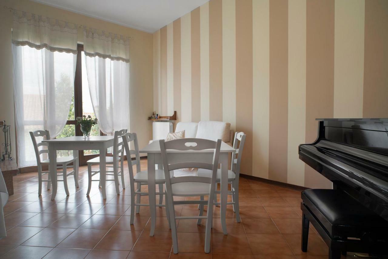 סאלו La Villa מראה חיצוני תמונה