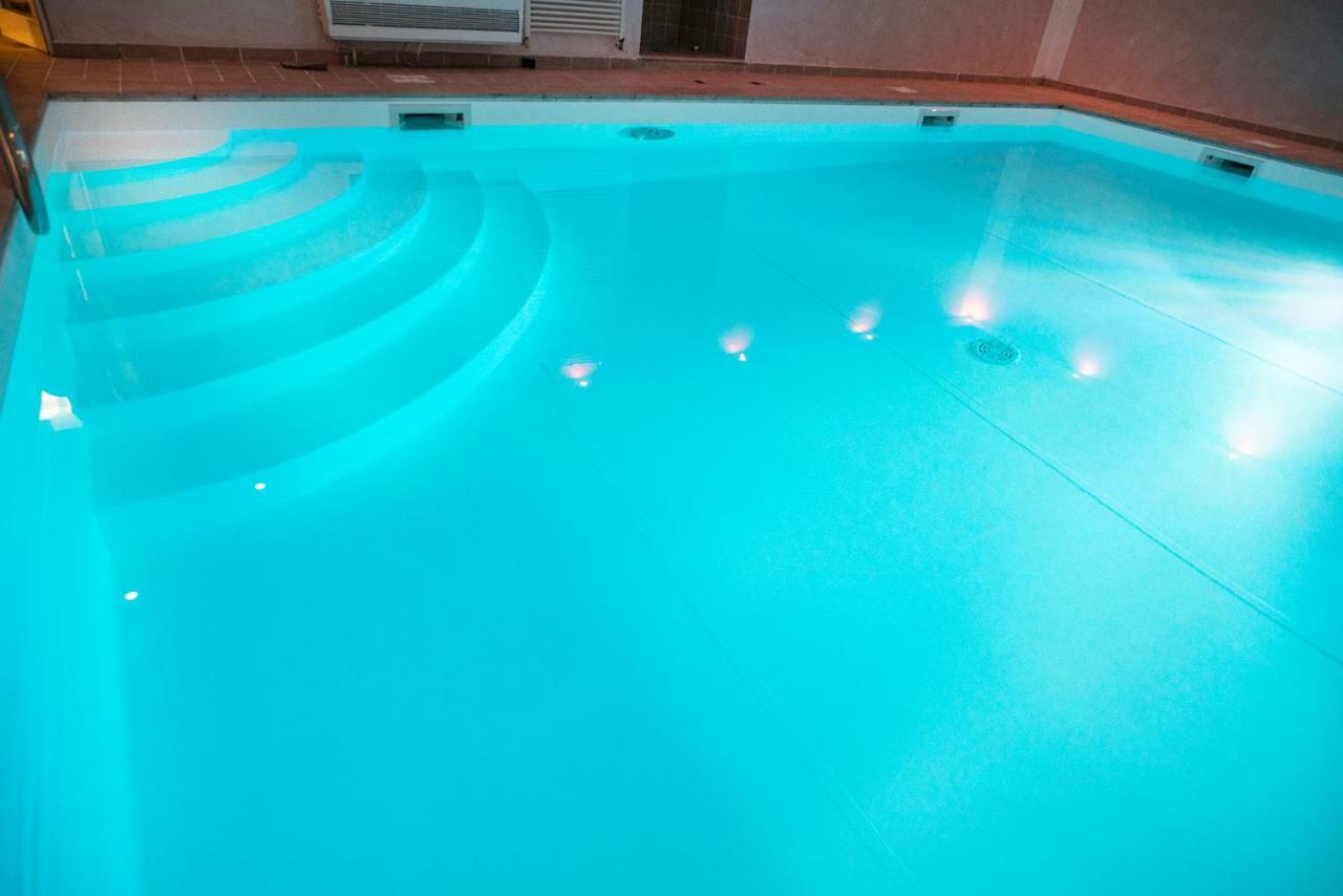 סאלו La Villa מראה חיצוני תמונה